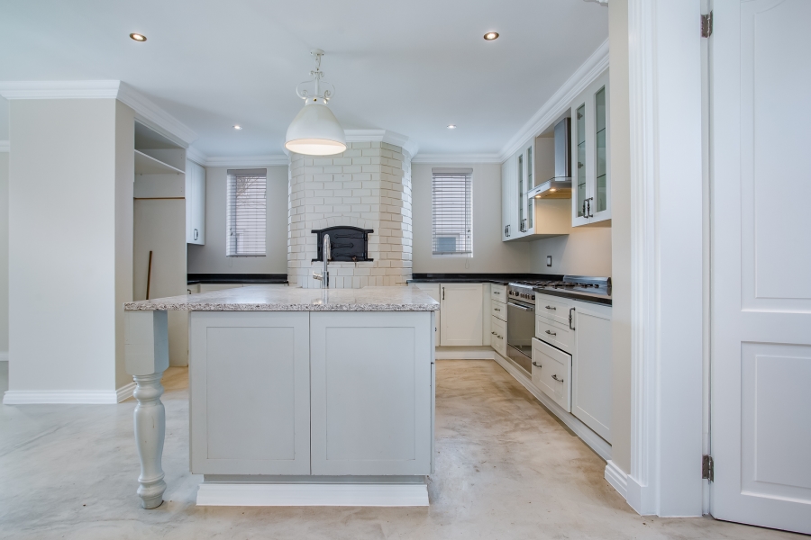 To Let 4 Bedroom Property for Rent in Val De Vie Estate Western Cape